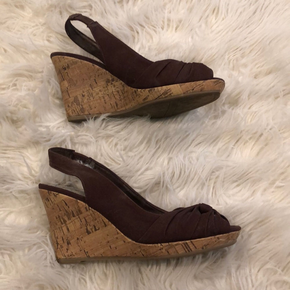 Brown American Eagle wedges